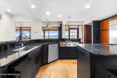 Kitchen - 49 Dolphin Dr, Saint Augustine, FL 32080 photo 5 of 7
