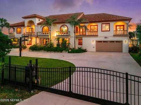 Exterior - 49 Dolphin Dr, Saint Augustine, FL 32080 photo 15 of 27