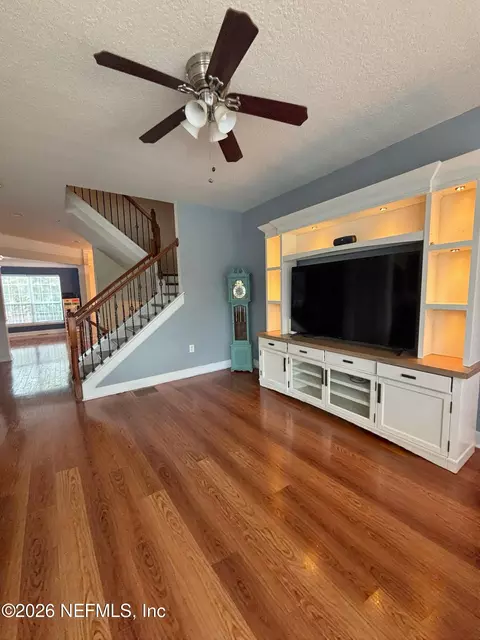 4242 Studio Park Ave, Jacksonville, FL 32216
