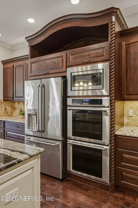 Kitchen - 3317 E Heritage Cove Dr, Saint Augustine, FL 32092 photo 6 of 7