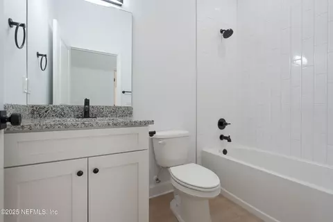 Bath - 887 E Aiken St, Saint Augustine, FL 32084 photo 1 of 2