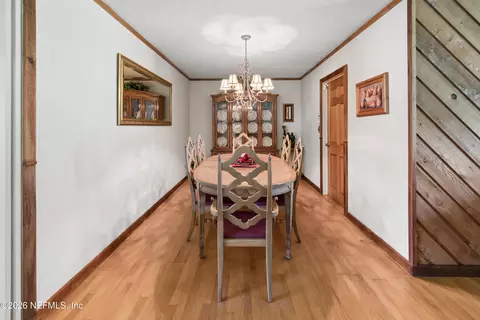 Dining - 1191 Johns Dr, Starke, FL 32091 photo 2 of 5