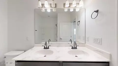 Bath - 502 Pine Bluff Dr, Saint Augustine, FL 32092 photo 3 of 4