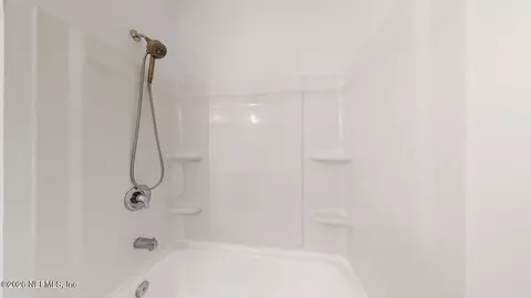 Bath - 502 Pine Bluff Dr, Saint Augustine, FL 32092 photo 4 of 4