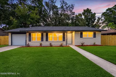 6104 W Golden Grove Rd W, Jacksonville, FL 32244