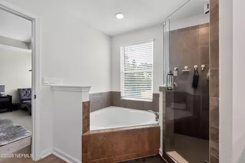 Bath - 70662 Turtle Creek Ct, Yulee, FL 32097 photo 2 of 5