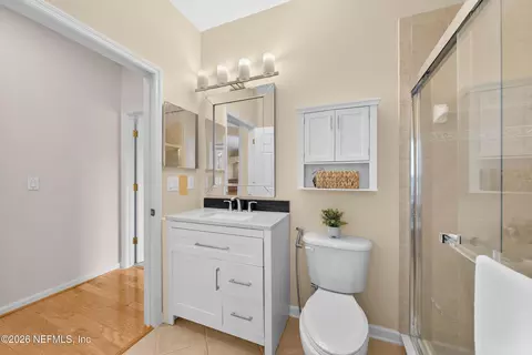 Bath - 2625 Tunbridge Ln, Saint Augustine, FL 32092 photo 6 of 10
