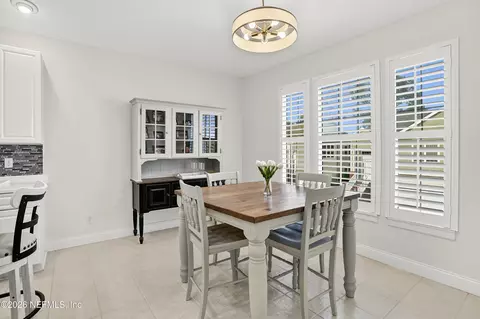 Dining - 110 Sunset Cir S, Saint Augustine, FL 32080 photo 3 of 3