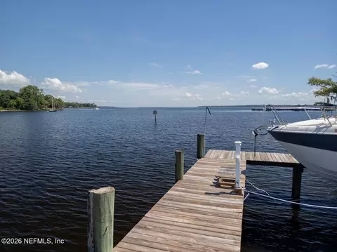 120 Governor St #101, Green Cove Springs, FL 32043