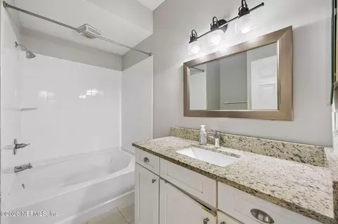 Bath - 4716 Serena Cir, Saint Augustine, FL 32084 photo 2 of 3