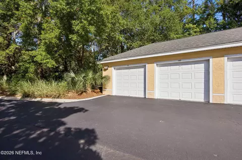 Exterior - 4716 Serena Cir, Saint Augustine, FL 32084 photo 6 of 15