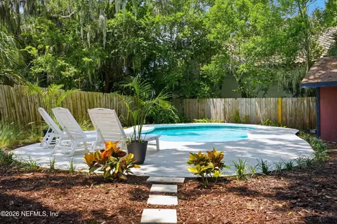 Exterior - 36 Madeira Dr, Saint Augustine, FL 32080 photo 10 of 13