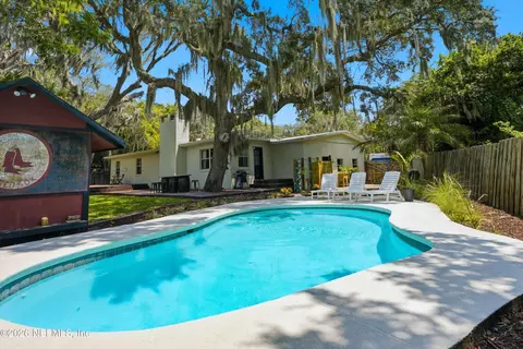 Exterior - 36 Madeira Dr, Saint Augustine, FL 32080 photo 11 of 13