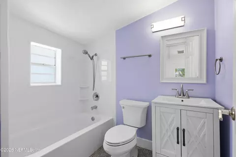 Bath - 348 Charlotte St, Saint Augustine, FL 32084 photo 1 of 6