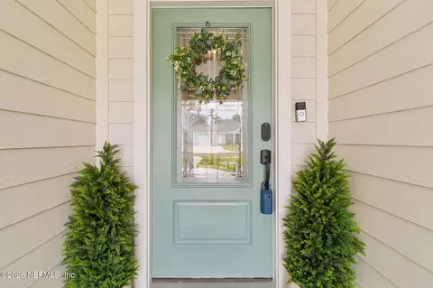 Entry Way - 856 San Antonio Dr, Saint Augustine, FL 32086 photo 1 of 4