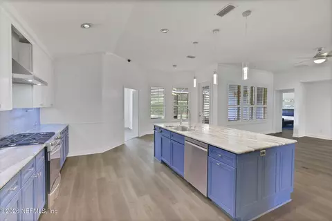 Kitchen - 668 Porta Rosa Cir, Saint Augustine, FL 32092 photo 1 of 11