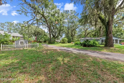 Exterior - 440 Blake Ave, Orange Park, FL 32073 photo 9 of 14