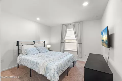 Bedroom - 187 Fallen Oak Trl, Saint Augustine, FL 32095 photo 1 of 10