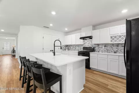Kitchen - 187 Fallen Oak Trl, Saint Augustine, FL 32095 photo 2 of 4