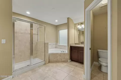 Bath - 3216 Trafalgar Ct, Saint Augustine, FL 32092 photo 3 of 3