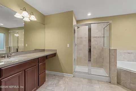 Bath - 3216 Trafalgar Ct, Saint Augustine, FL 32092 photo 2 of 3