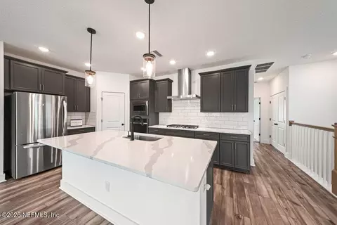Kitchen - 11110 Diffusion Ct, Jacksonville, FL 32256 photo 1 of 5