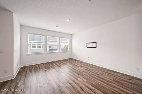 Living - 11110 Diffusion Ct, Jacksonville, FL 32256 photo 7 of 7