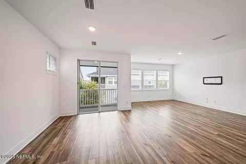 Living - 11110 Diffusion Ct, Jacksonville, FL 32256 photo 6 of 7