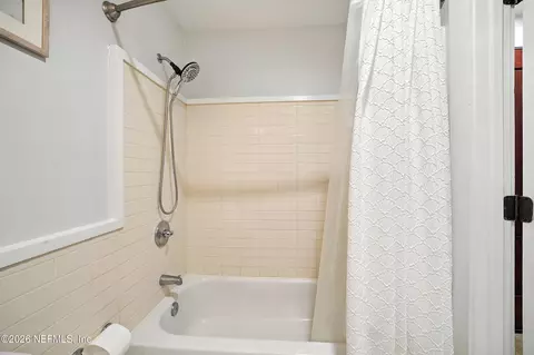 Bath - 955 Registry Blvd #213, Saint Augustine, FL 32092 photo 2 of 2