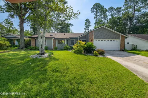 8251 Pepperwood Dr, Jacksonville, FL 32244