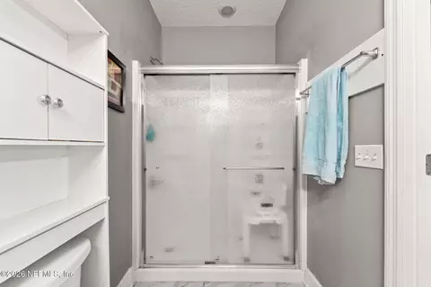 Bath - 236 S 7th St, Macclenny, FL 32063 photo 2 of 3