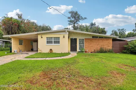 6733 Cherbourg Ave S, Jacksonville, FL 32205