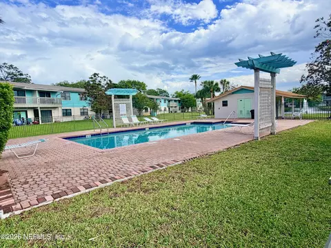 Exterior - 650 W Pope Rd #220, Saint Augustine, FL 32080 photo 5 of 5