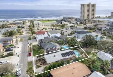 213 Hopkins St, Neptune Beach, FL 32266