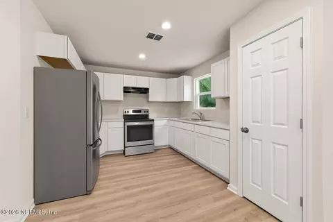 Kitchen - 147 43rd St E, Jacksonville, FL 32208 photo 1 of 1