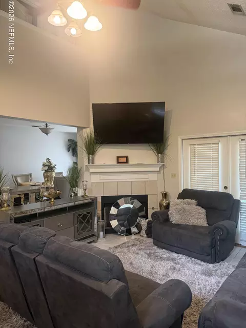 2749 Corrie Adrian Ln, Tallahassee, FL 32303