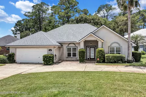 2502 Winged Elm Dr E, Jacksonville, FL 32246