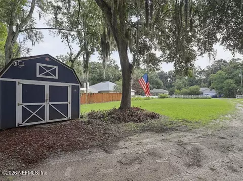 Exterior - 1321 Roosevelt Dr, Saint Augustine, FL 32084 photo 6 of 10