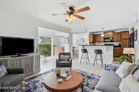 204 Laguna Villas Blvd #A11, Jacksonville Beach, FL 32250