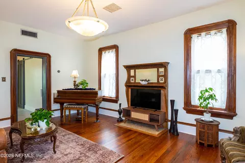 Living - 33 Old Mission Ave, Saint Augustine, FL 32084 photo 2 of 4