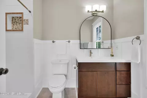 Bath - 414 E 3rd St, Jacksonville, FL 32206 photo 3 of 4