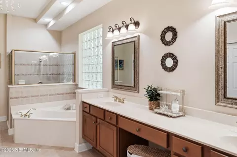 Bath - 2020 E Clovelly Ln, Saint Augustine, FL 32092 photo 10 of 11