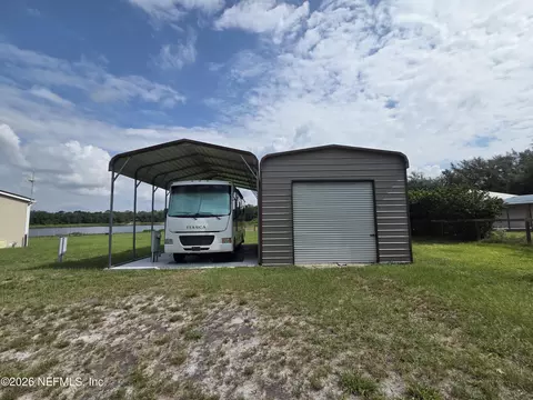 124 Junior Lake Trl, Interlachen, FL 32148 photo 3