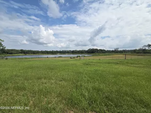 124 Junior Lake Trl, Interlachen, FL 32148 photo 5