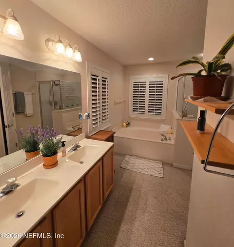Bath - 1424 Tintern Ln, Saint Augustine, FL 32092 photo 1 of 2