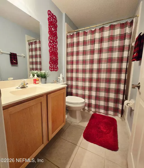 Bath - 1424 Tintern Ln, Saint Augustine, FL 32092 photo 2 of 2