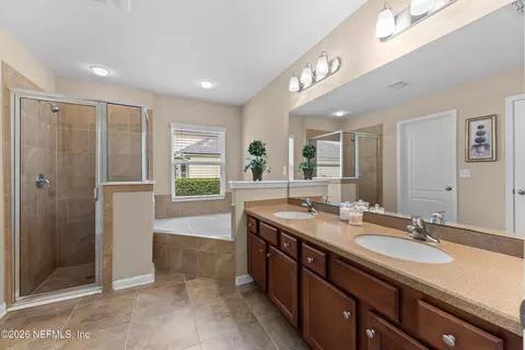 Bath - 413 Palazzo Cir, Saint Augustine, FL 32092 photo 1 of 3