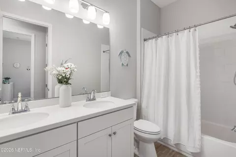 Bath - 103 Tarbert Ln, Saint Augustine, FL 32092 photo 3 of 3