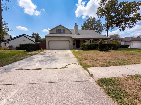 8382 Chason Rd W, Jacksonville, FL 32244