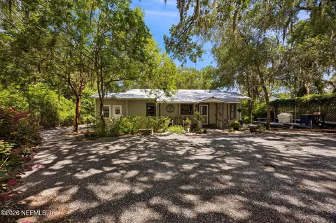 1161 County Road 20a, Hawthorne, FL 32640